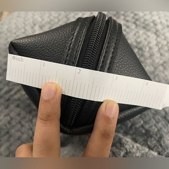 Shinola Detroit Cosmetics / toiletries/ Make up bag - Picture 11 of 12